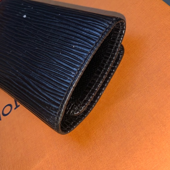 Louis Vuitton key holder - Picture 3 of 9